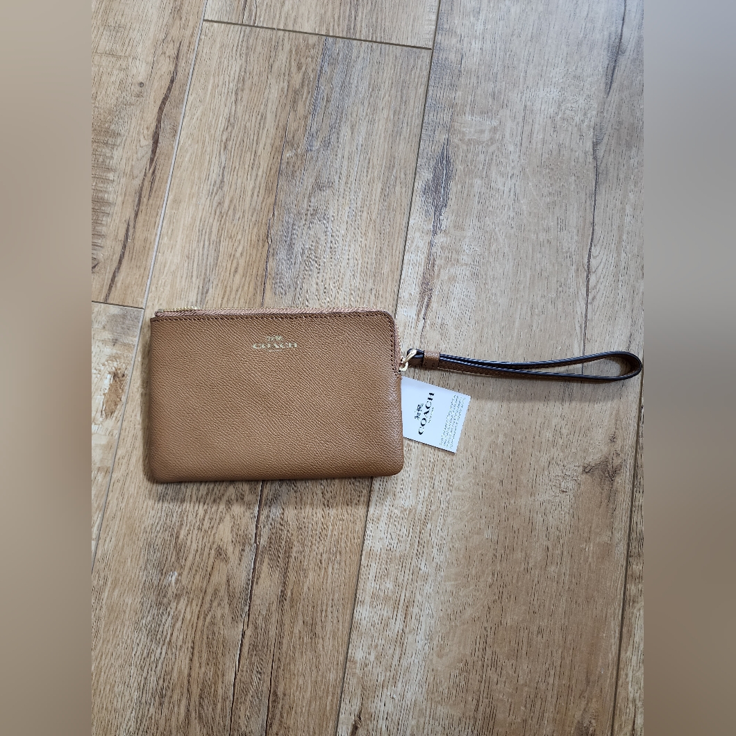 Nwt Coach Crossgrain Leather Corner Zip Wristlet Wallet Brown F58032